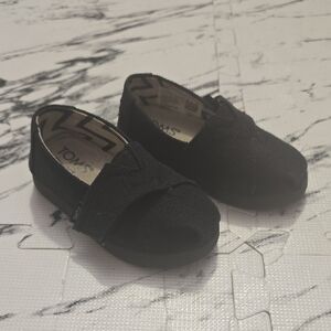 TOMS Kids Black Moccasin Shoes